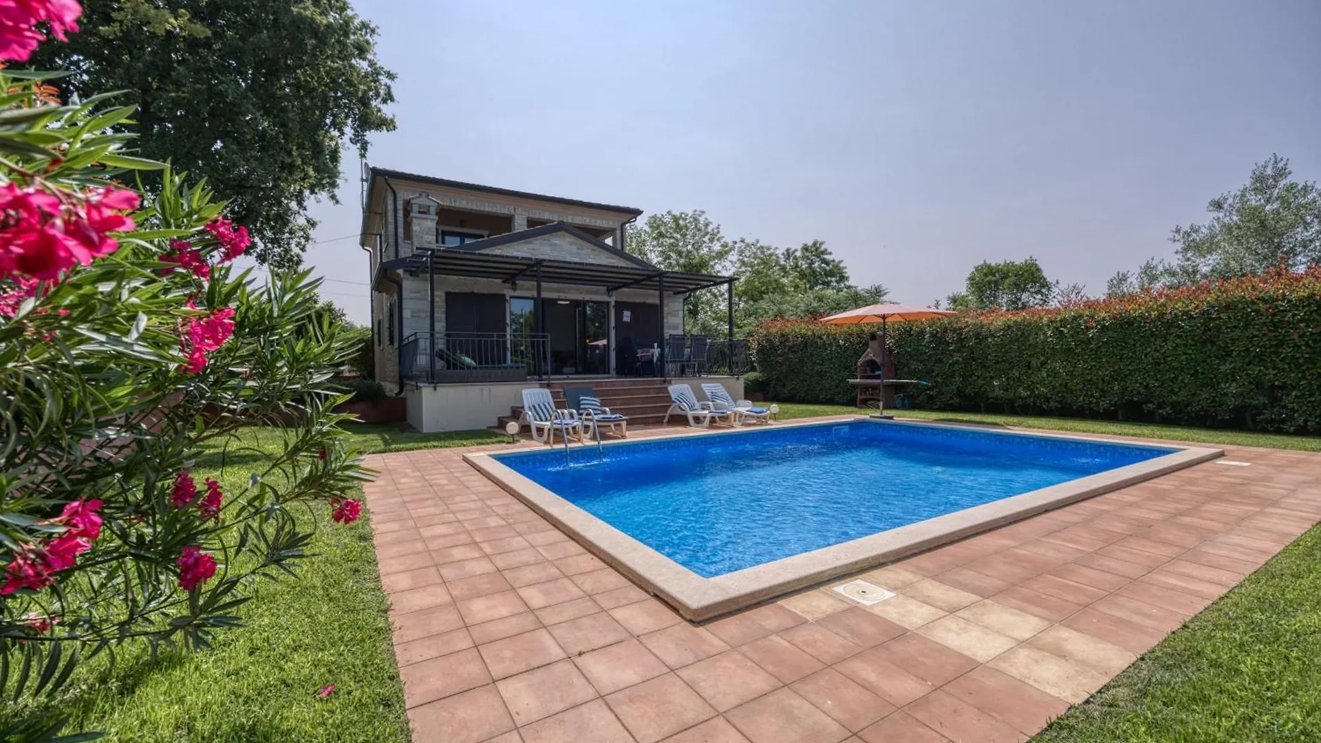 Villa Kristina With Pool - Happy Rentals Tar-Vabriga Apartment
