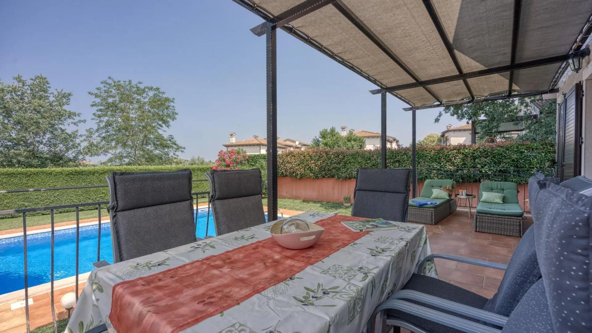 Apartment Villa Kristina With Pool - Happy Rentals Tar-Vabriga